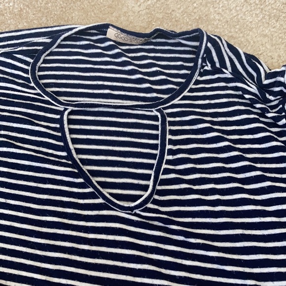 Lightweight short sleeve shirt - Picture 2 of 3